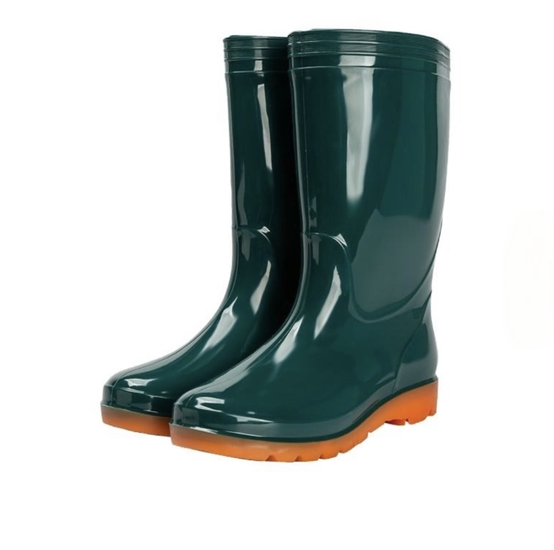 a038294d-0524-4309-9a89-028b2dc006ee_dunkelgrüne-PVC-wasserdichte-Gummistiefel-orange-rutschfeste-Sohle.jpg